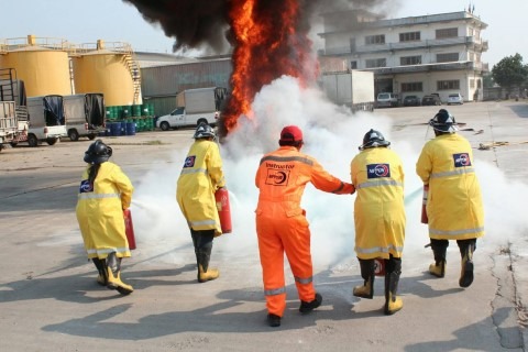 ฝึกอบรมและซ้อมหนีไฟ